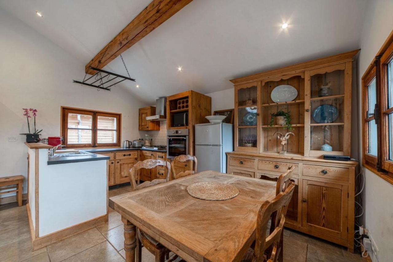 Chalet Charming With Garden In Les Houches